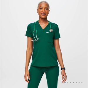 Hunter Green Figs Scrub Top XXL Catarina One Pocket Top